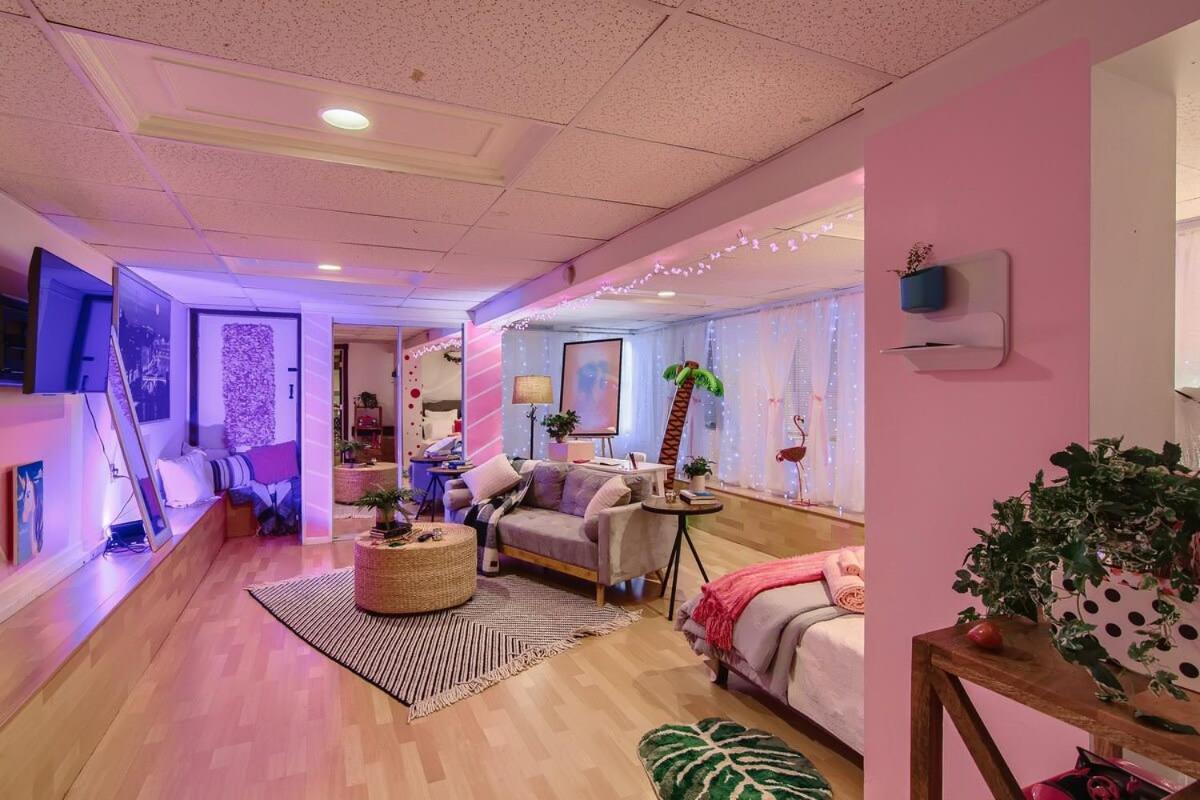 Barbie'S Dream Apt In The City Sacramento Eksteriør billede